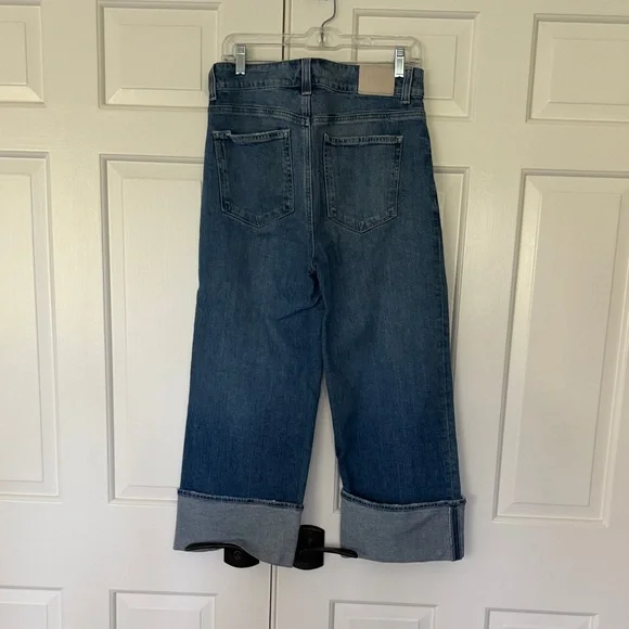 PAIGE Sasha High-Rise Wide Leg Cropped Jeans in Washed Blue - Picture 2 of 3